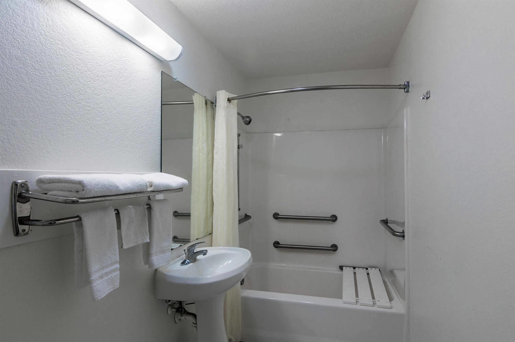 Motel 6-Azle, Tx Exterior photo