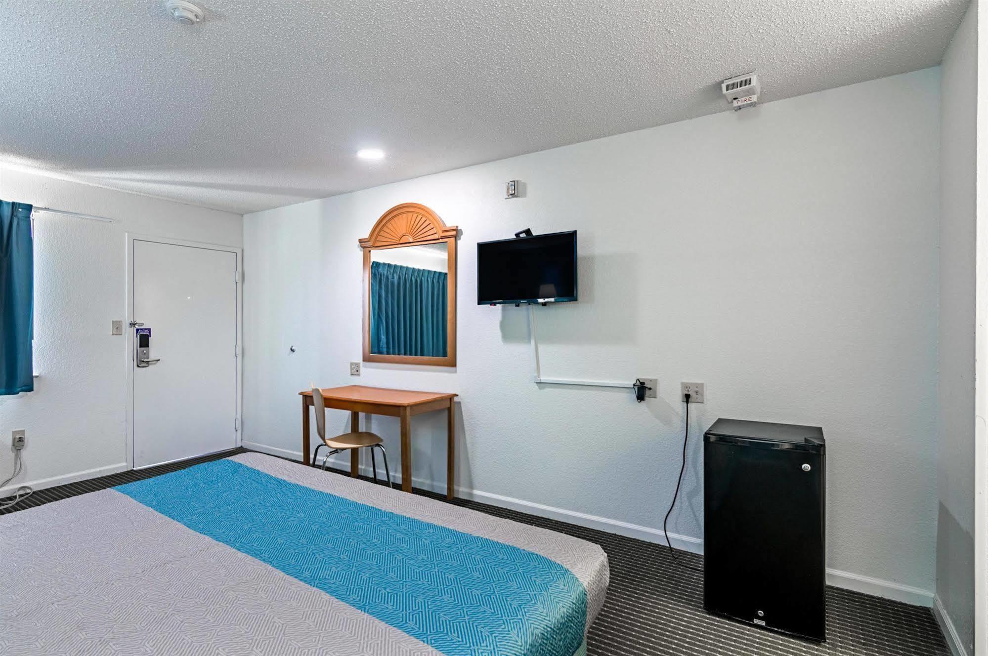 Motel 6-Azle, Tx Exterior photo